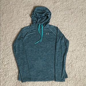 UA hooded longsleeve